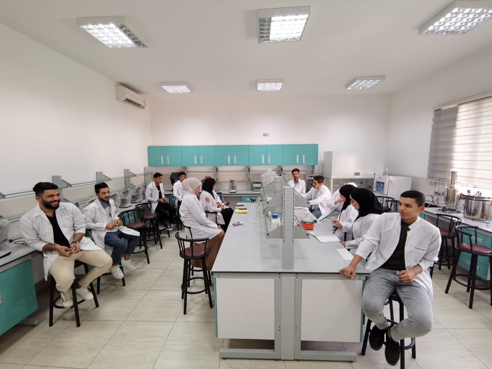 المختبرات